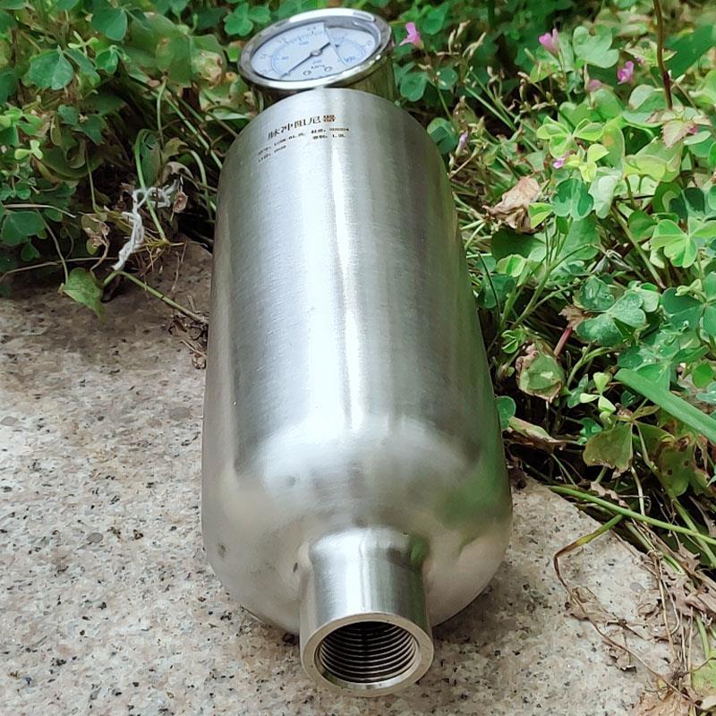 空气脉冲阻尼器 不锈钢脉冲阻尼器 脉动阻尼器配压力表 缓冲器