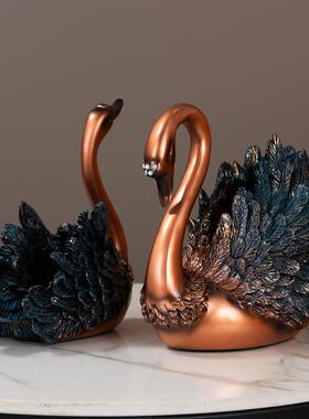 设欧美风格树脂工艺品摆意创情侣天鹅架摆件KD970酒柜电视柜酒装