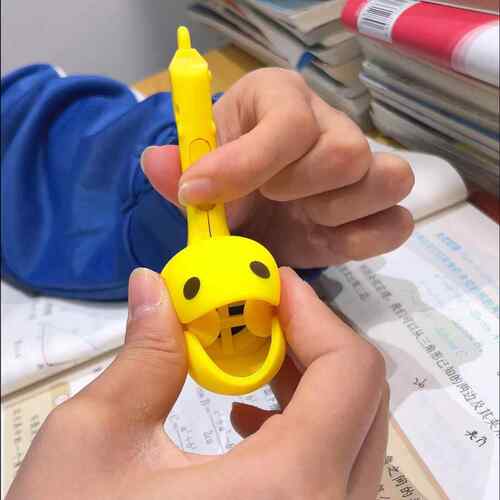 正品电音蝌乐器小号迷你可爱音符发二蚪胡搞怪乐器儿童声玩具礼创