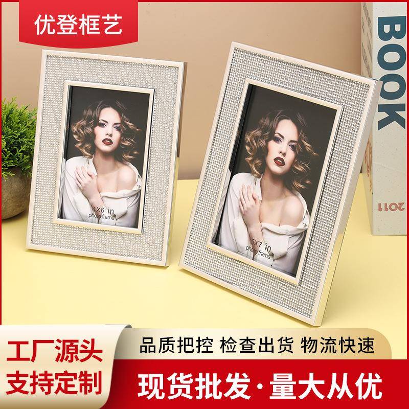 简约横式 竖式 金属边框镶钻相框摆台，软装相框摆台