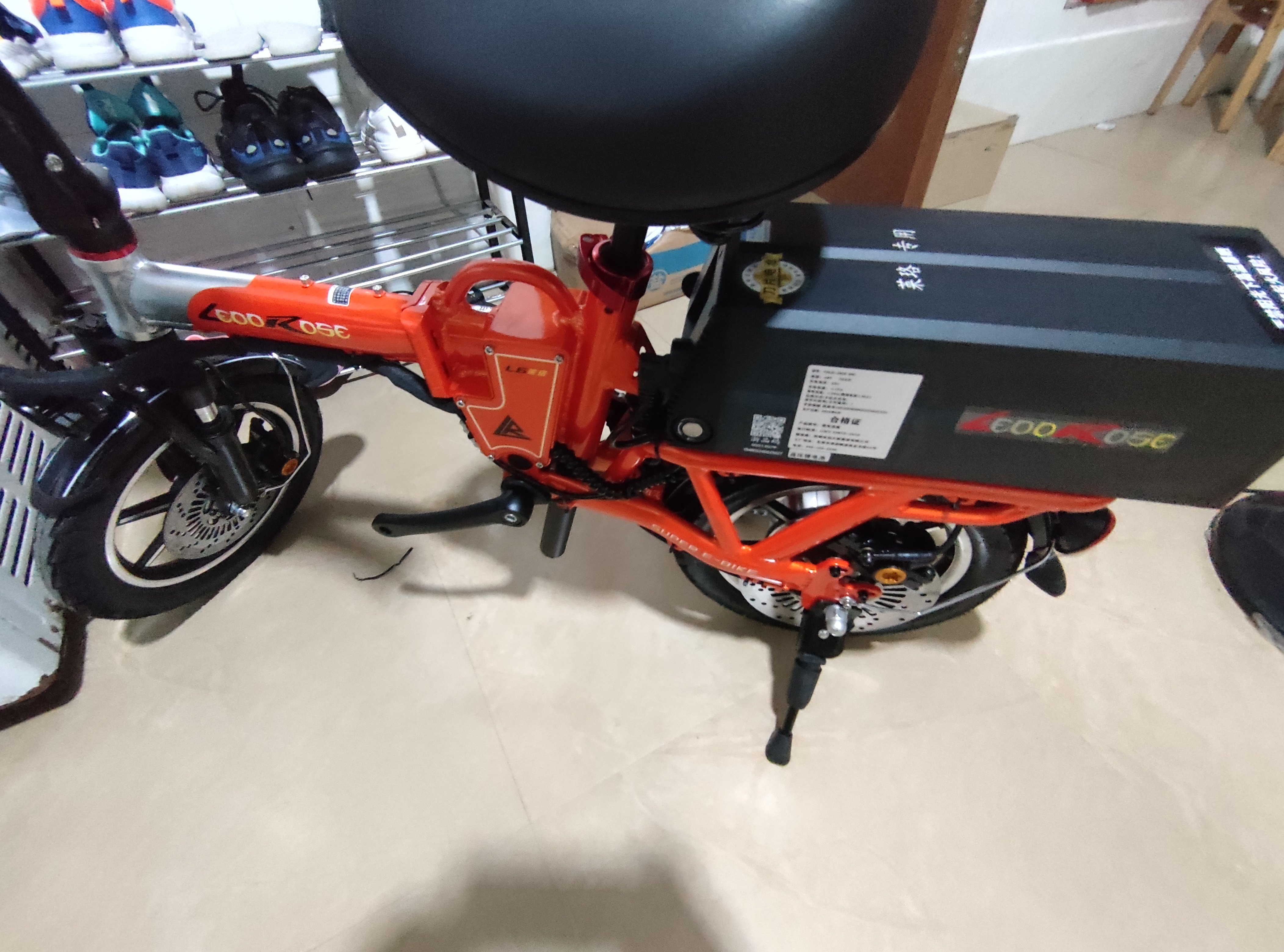 Электрический складной самокат LEOOROSE L6 для курьеров: 400W, запас хода 100 км, TCS антипробуксовка, разблокировка отпечатком photo review