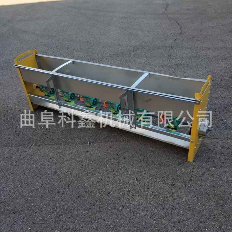 新款电动遥控撒肥机科鑫不锈钢材质施肥器后挂式小型扬肥机