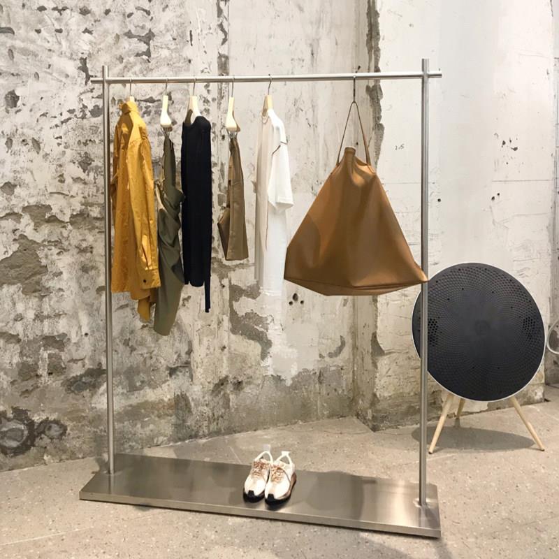 服装店展示架陈列架落地式女装货架侧挂衣架不锈钢高档中岛挂衣杆
