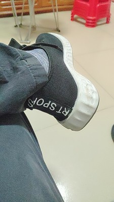 实际交流火爱跑步鞋质量好吗，火爱跑步鞋怎么样？