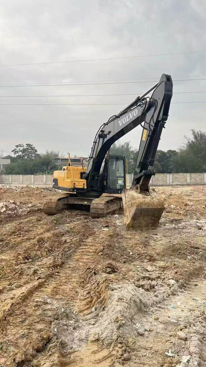 5月2日玉林资产处置沃尔沃210挖掘机网络拍卖公告