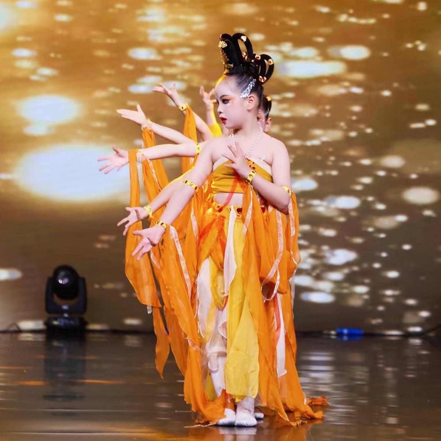 沁莲敦煌飞天舞蹈服装女童异域乐鼓儿童反弹琵琶古典舞民族演出服