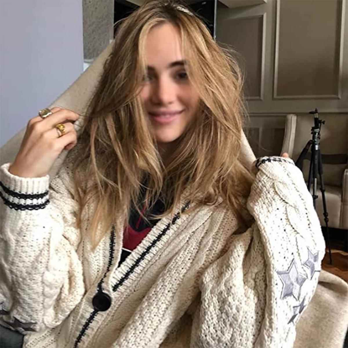 Solid color long-sleeved cardigan for women elegant