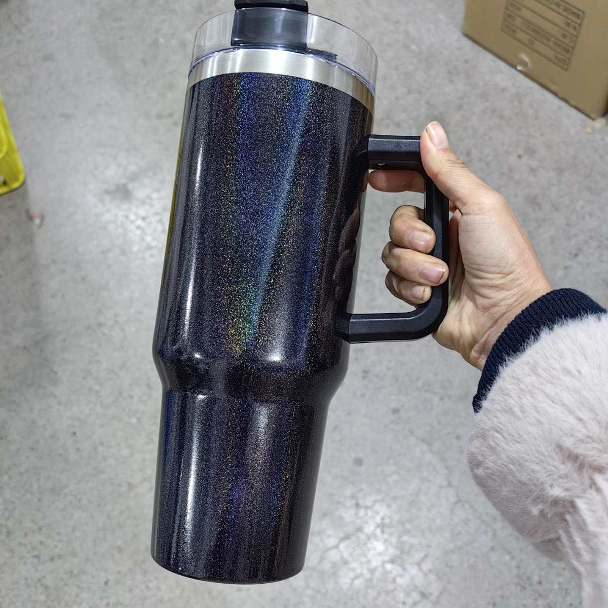 新色直供40oz手柄汽车杯二代真空保温黑色星期五情人节热卖