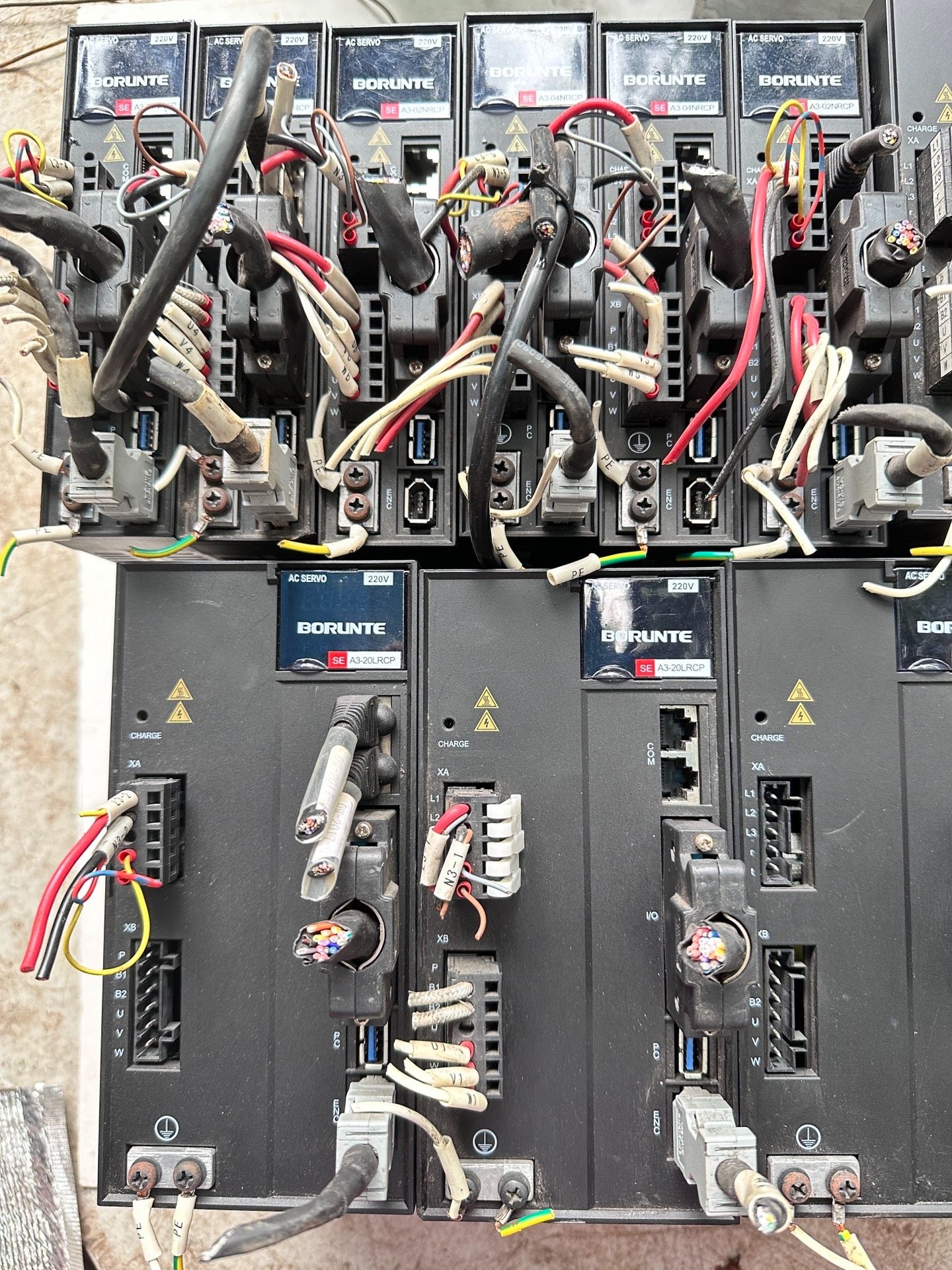 勃朗特2KW伺服驱动器SEA3-20LRCP二手拆机实物拍摄