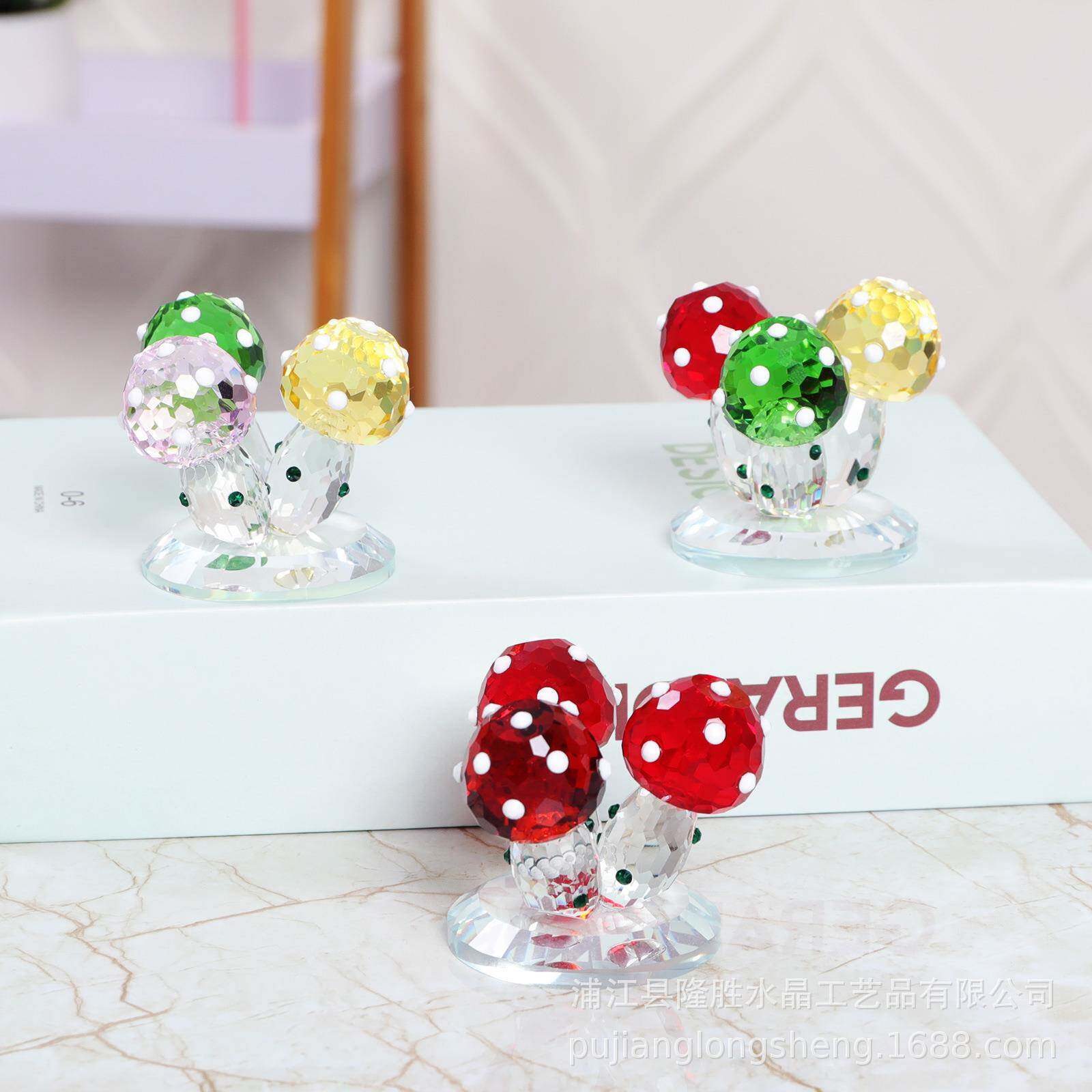 水晶工艺品红伞伞白杆杆大红蘑菇带钻点点多色水果植物仿真摆件