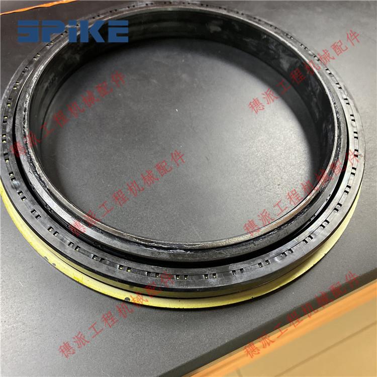 装载机轮毂油封WA430470-5/6轮边骨架油封421-22-32460