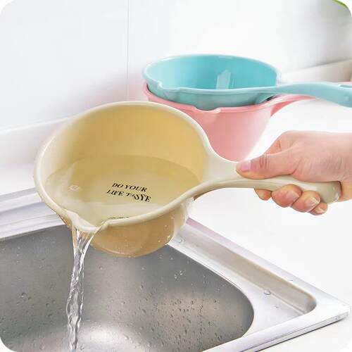 Thickened Plastic Water Ladle for Home Kitchen, Suitable for