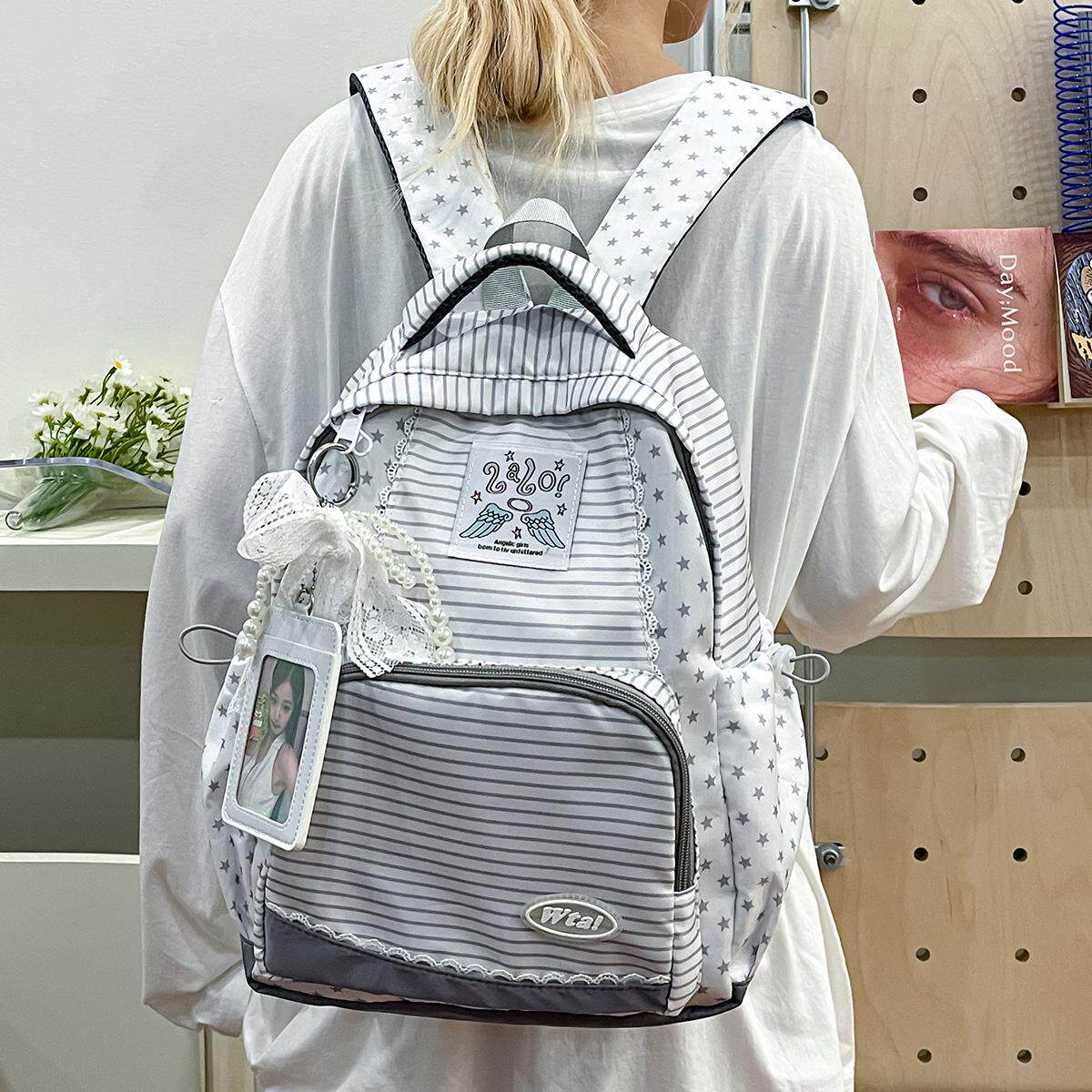 双肩包女条纹星星背包初高中生学生上课书包通勤包户外休闲旅行包