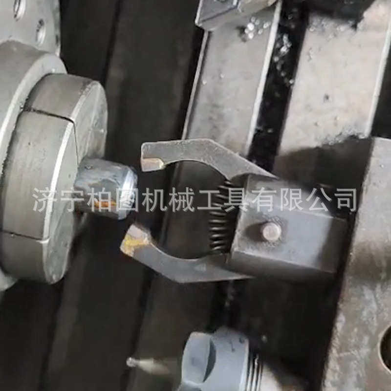 数控车床自动拉料器 拨料器送料夹刀架16/20/25/32圆柄四方柄直柄