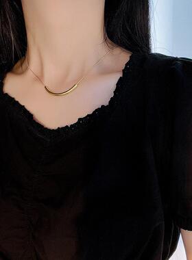 微笑简约小弯管项链2021年新款潮女夏个性锁骨链轻奢气质饰品钛钢