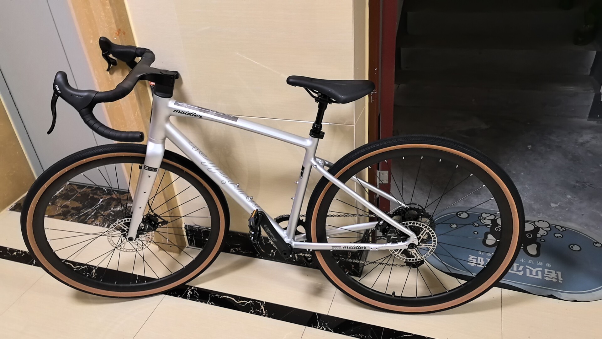 Гравийный велосипед Muidler Tantroth 600 Gravel 1x10 скоростей алюминиевый туринговый photo review