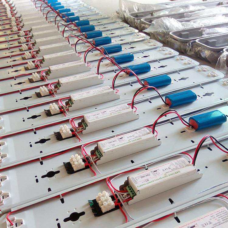 恒流led灯管应急三防灯带应急电源90分钟120分钟24V三防支架厂家