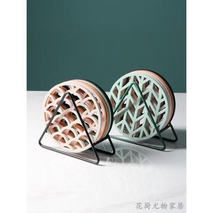 北欧风隔热垫铁艺收纳架硅胶防烫锅垫架竹垫盘垫碗垫架子创意简约