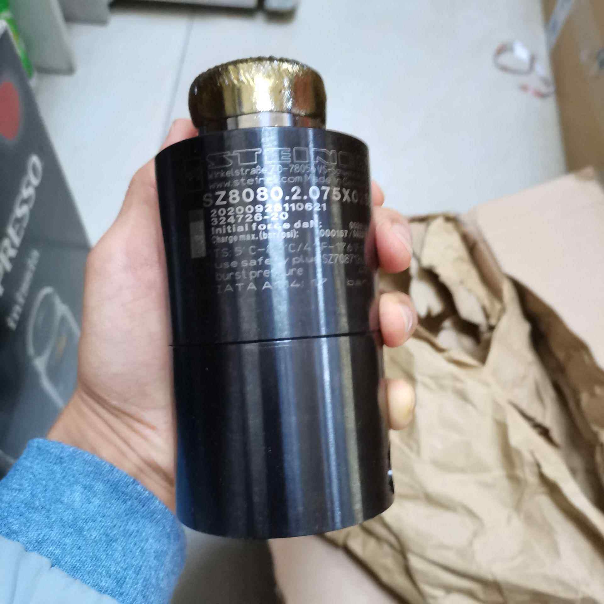 销售steinenomalienlSZ8r080.2.0745X02AVS5B8879090气弹簧