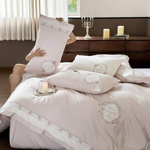 100支澳棉纯色四件套全棉玫瑰花刺绣简约保暖亲肤裸睡被套床品