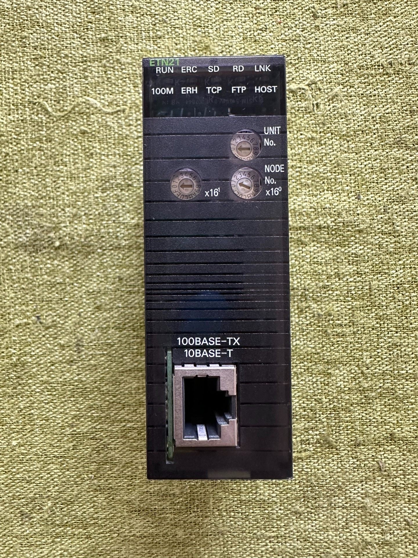 拆机9新OMRON/欧姆龙PLC模块：CJ1W&mdash;ETN21，