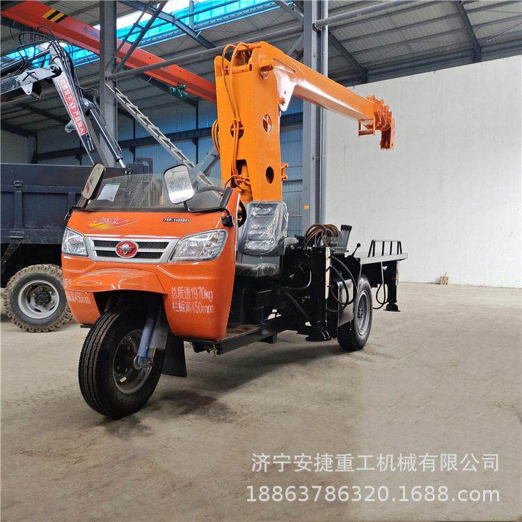 10米农用三轮吊车 小型3吨园林吊树机 缸25马力三轮随车吊