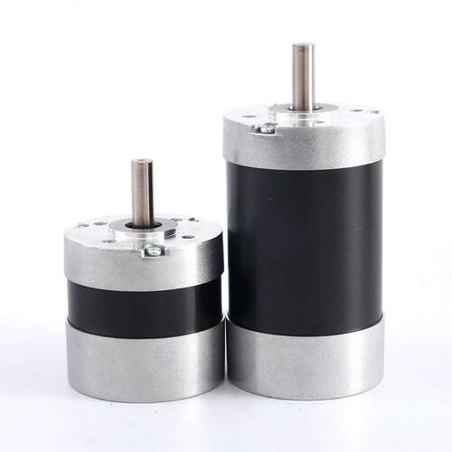 57mm 100W200W12V24V48V220V低噪音6极直流无刷电机57DMW