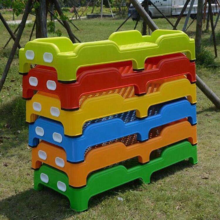 幼儿园儿童床小孩床加厚塑料床折叠全拼接床幼儿园小床注塑床