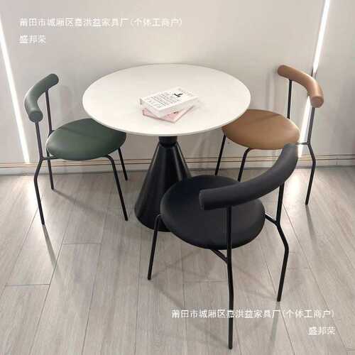 奶油风半圆形白色岩板餐桌椅家用小户型靠墙现代简约可爱吃饭桌子