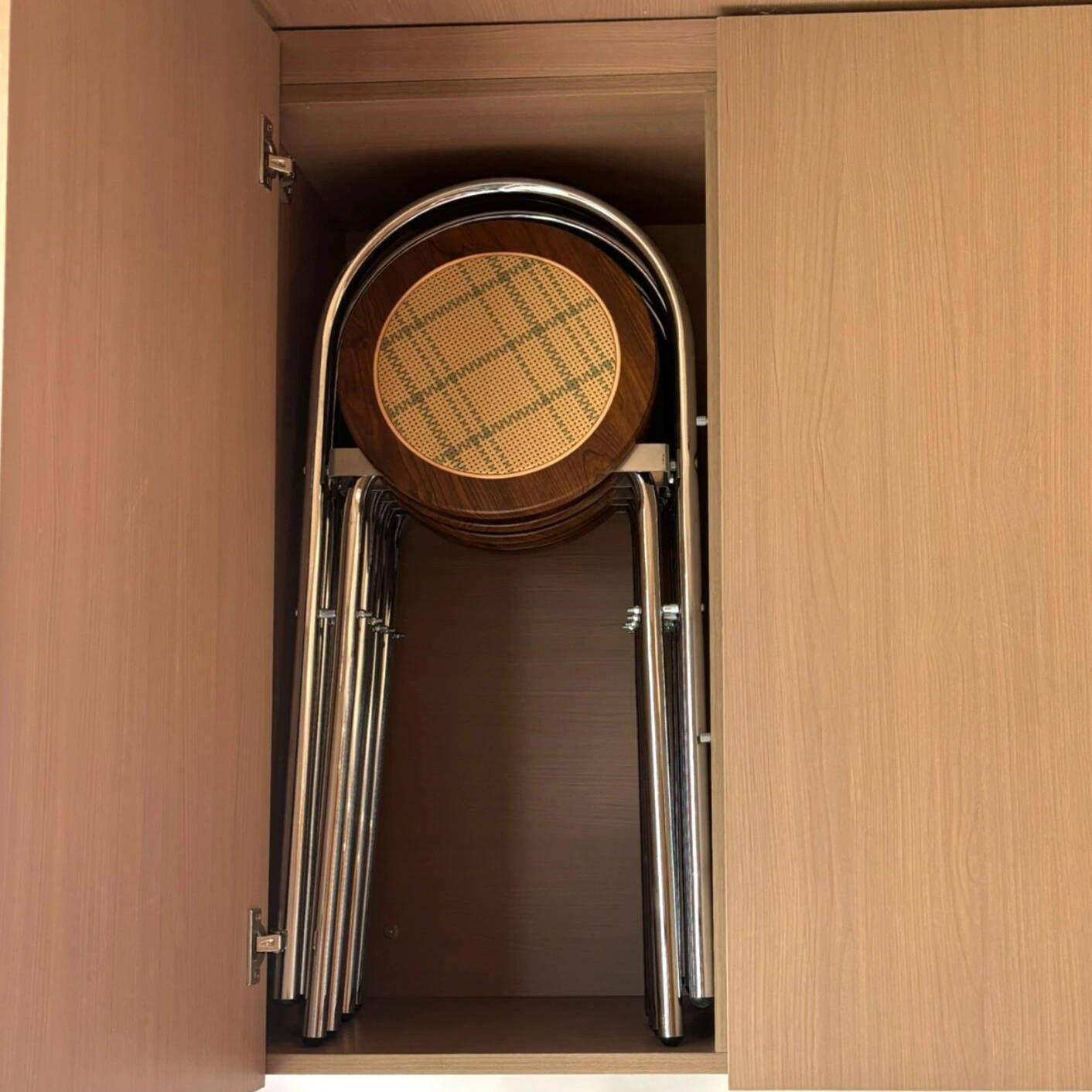不占地方的折叠椅子带靠背客人备用凳轻奢高级餐桌藤编化妆台化妆