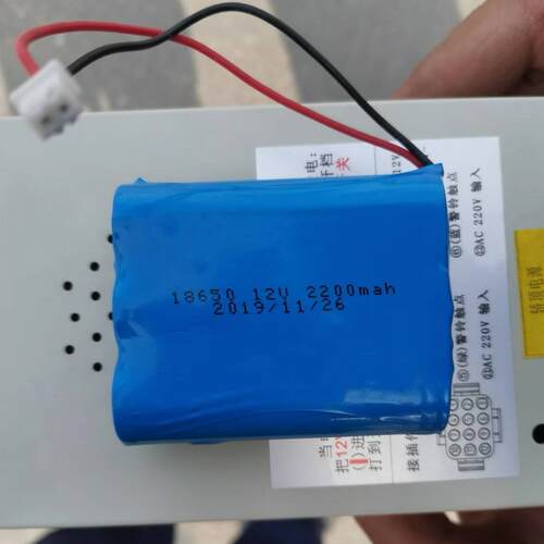 适用奥立达电梯应急照明电源内置电池 18650 12V 2200mah锂电池组