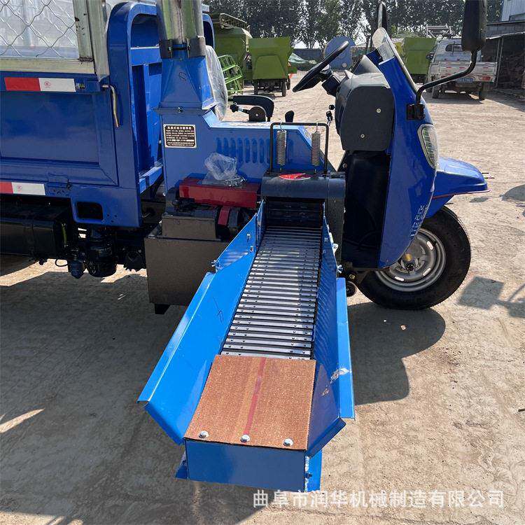 五征底盘柴油三轮铡草车24马力流动车载铡草机自动进料喷铡揉机