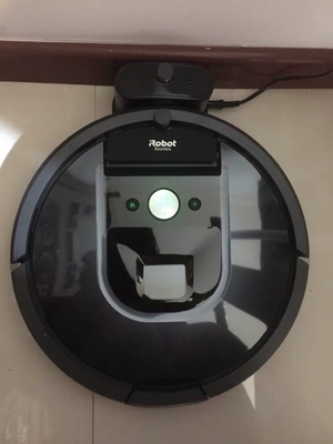 对比说说irobot扫地机器人和科沃斯哪个好？