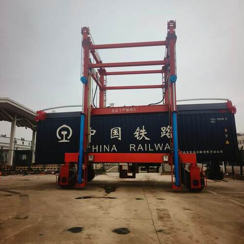 集装箱搬运机仓储物流集装箱跨运车