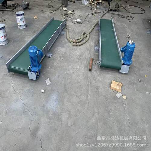 PVC绿色裙边挡板传送带移动升降多用途运输机花生米传送带
