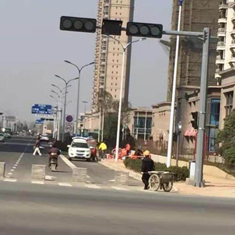 LED交通信号灯杆十字路口人行道红绿灯销售一体化框架式信号灯