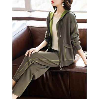 中年妈妈春装运动服套装2025新款休闲卫衣外套中老年女春秋两件套