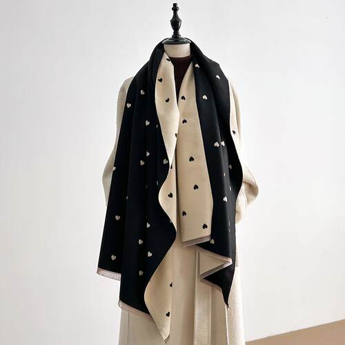 Women Heart Print Double Sided Scarf Woven Fitted Fall