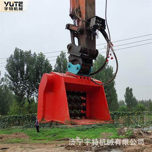 挖机建筑垃圾清理筛挖掘机改装高频振动筛多功能沙石漏斗