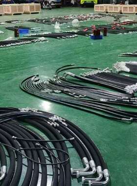 供应EC210 220 290 300 360挖掘机油管 大臂油缸液压泵油管胶管