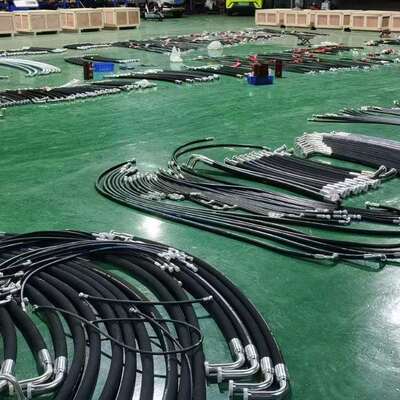 供应EC210 220 290 300 360挖掘机油管 大臂油缸液压泵油管胶管