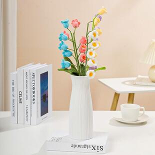 直销新款手工铃兰花束成品diy毛线钩针编织仿真花毕业季送人创意