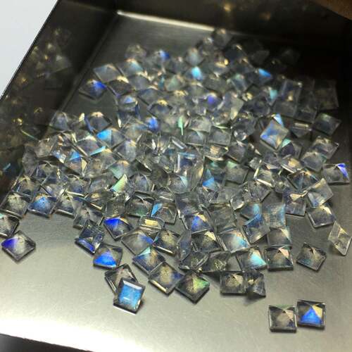 天然蓝光拉长石 正方形直角刻面尖底祖母绿切2*2 2.5*2.5 3*3 4*4