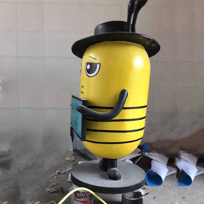 外画卡通形象景观垃户圾璃箱GHJ动卡通人物玻钢垃圾桶雕塑
