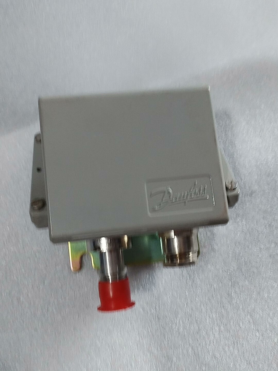 Danfoss EMP2 压力变送器 084G2206 0-