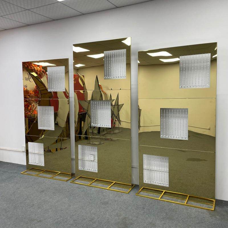 新款婚庆道具金色方形珠帘婚礼舞台布置不锈钢拱门屏风迎宾背景