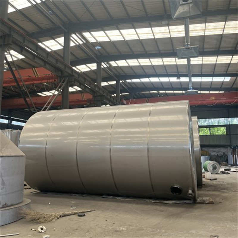 304不锈钢储罐 10吨白酒立式不锈钢储存设备 密封式液体储存罐