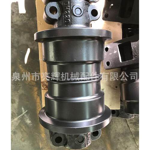 加藤挖掘机HD820支重轮承重轮底轮辊轮加藤HD820底盘四轮一带配件