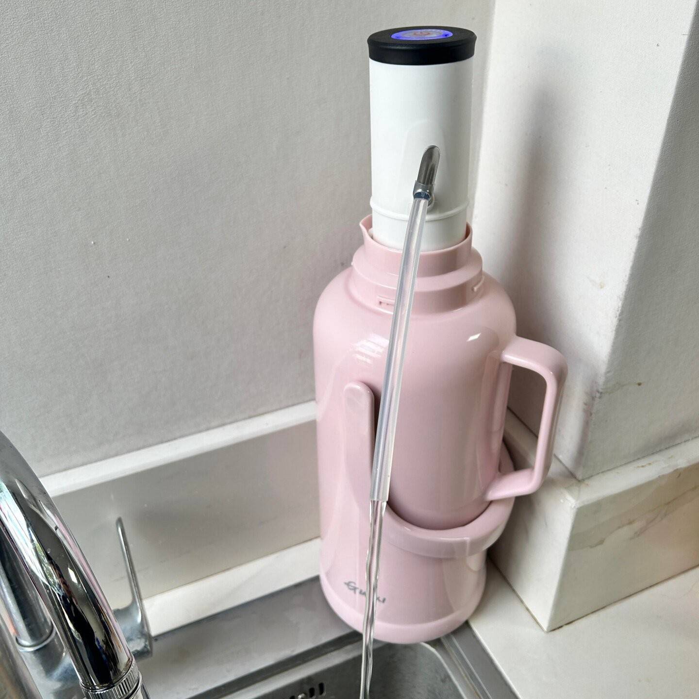 热水瓶抽水器折叠电动暖水瓶抽水泵坐月子洗脸刷牙婴儿洗屁屁神器