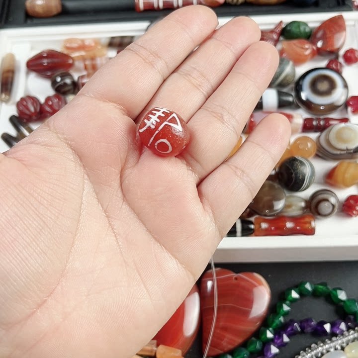 17*15mm红肉老天珠玛瑙